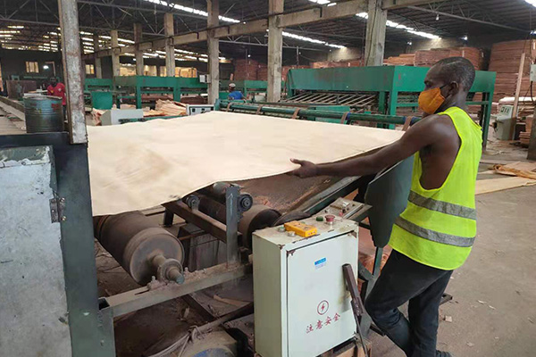 ���a(ch��n)܇�g�L(f��ng)��һ�[