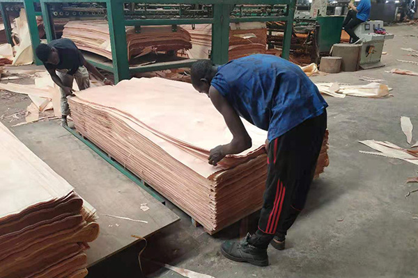 ���ޏS܇�g�L(f��ng)��